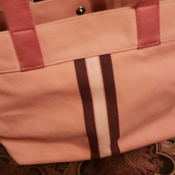 Purse - Picture 4 of 11